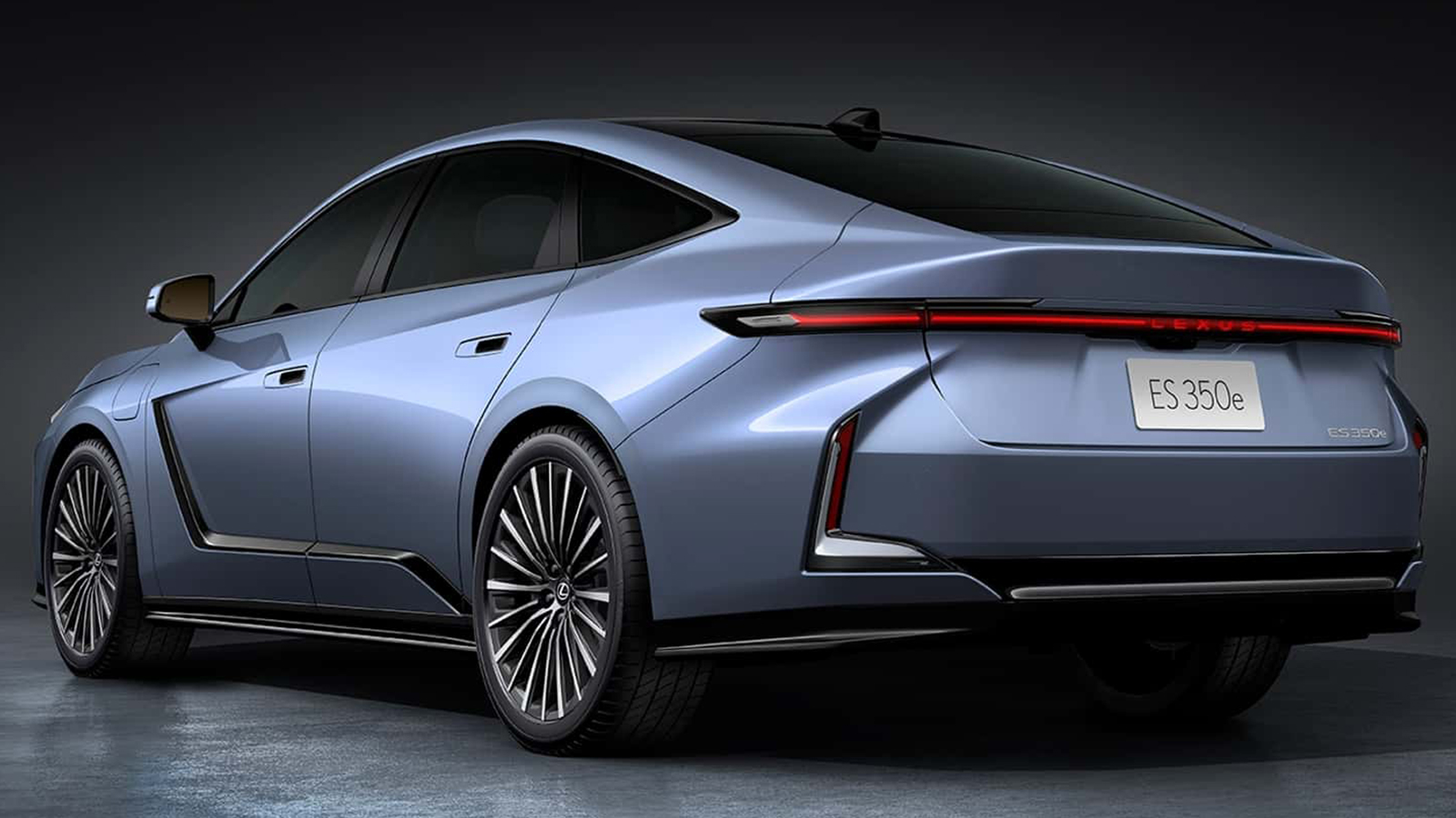 Το νέο Lexus ES έκανε το ντεμπούτο του ως υβριδικό και ηλεκτρικό 